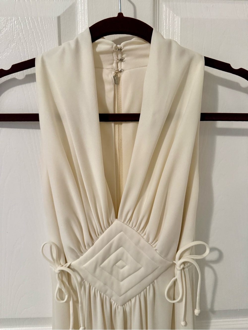 Vintage Cream Sleeveless V-Neck Dress
